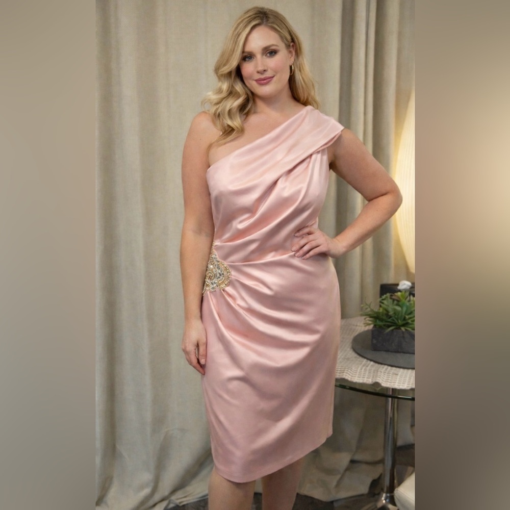 PTP 20 inches length 39 inches. Gorgeous light pink dress.